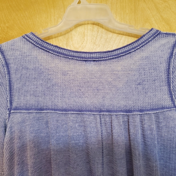 SOLD 🚫 We The Free Kai Thermal Henley Top Lilac Flowy Long Sleeve Blouse - Picture 5 of 7